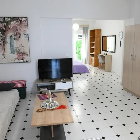 Apartmán Evelyn's Cozy Rhodes City