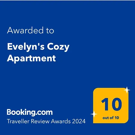 Evelyn's Cozy Apartmán *