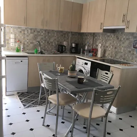 Apartament Evelyn's Cozy Rhodes City